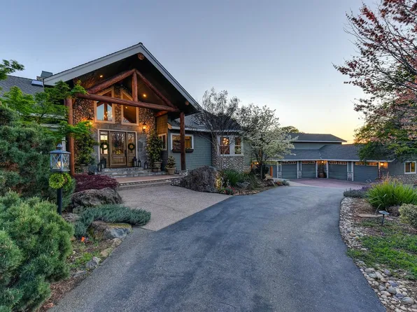 23986 Clayton Rd, Grass Valley, CA 95949