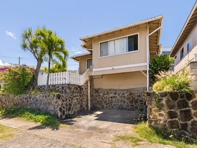 1863 Lusitana St, Honolulu, HI, 96813