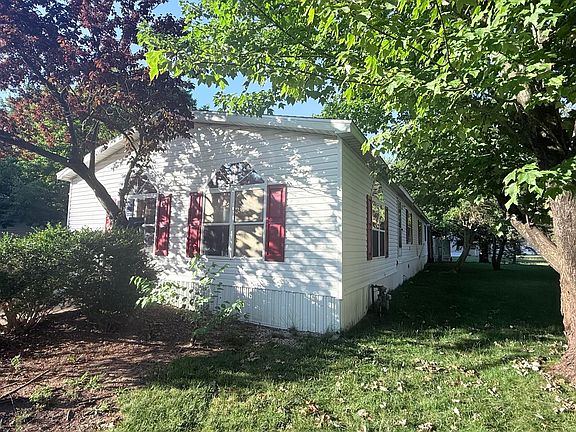 3rd image of 3611 Butternut Dr Lot 177