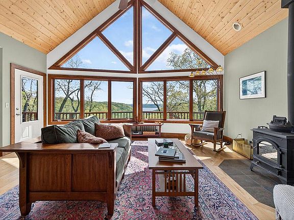 3rd image of 13287 Eagles View ROAD