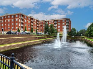 1 Itasca Pl Unit 211, Itasca, IL 60143