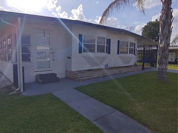 3rd image of 715 Harmony Ln