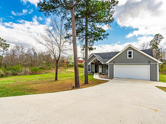 3rd image of 1038 Marion Anderson Rd