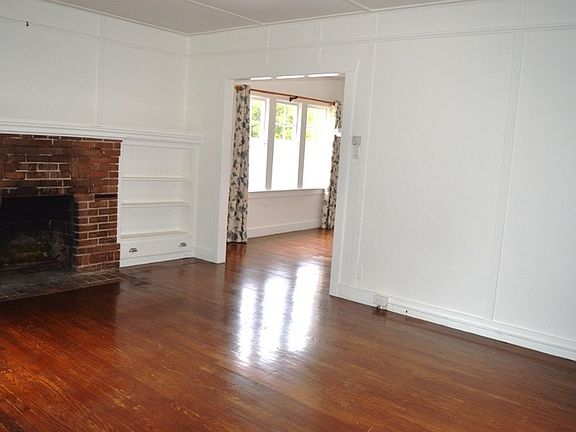 3rd image of 15 Cazneau Ave
