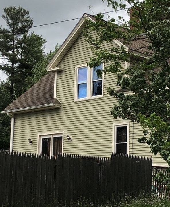 2nd image of 449 West St