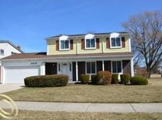 6835 Brookshire Dr, Canton, MI 48187