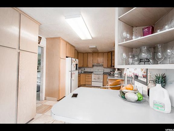5th image of 3681 W Pensacola Cir