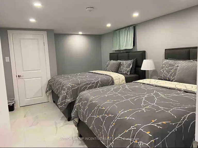 6042 Stevens St — Photo 6