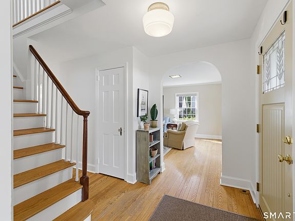 4th image of 146 Brunswick Avenue