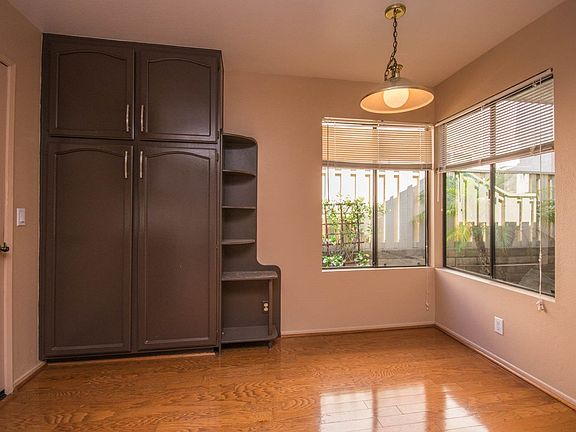 5th image of 1855 Spyglass Cir