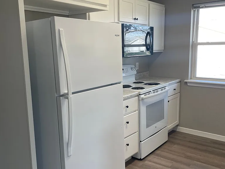 510-520 Morgan Ln #515 — Photo 18