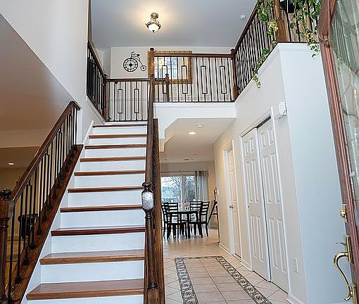 3rd image of 54 Campbell Rd