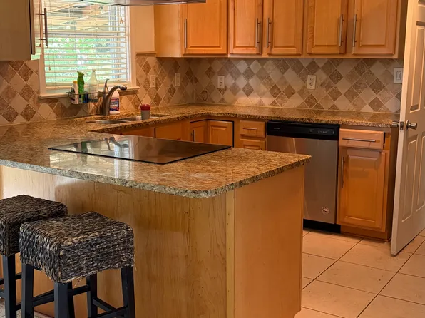 2505 13th Ave W, Bradenton, FL 34205