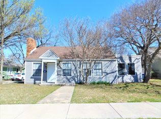 814 Anderson St, Denton, TX 76201
