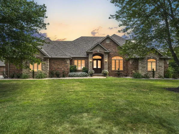5864 N Grand Oak Drive, Springfield, MO 65803