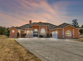 12050 Woods Rd, Wilton, CA 95693