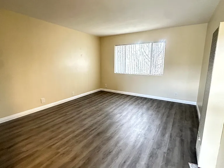 2614 Griffin Ave #18 — Photo 6