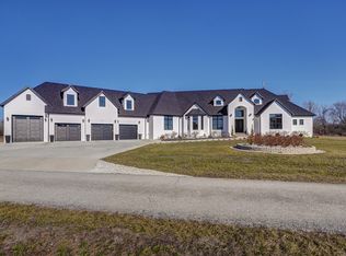 4939 E Hillview Ln, Springfield, MO 65802