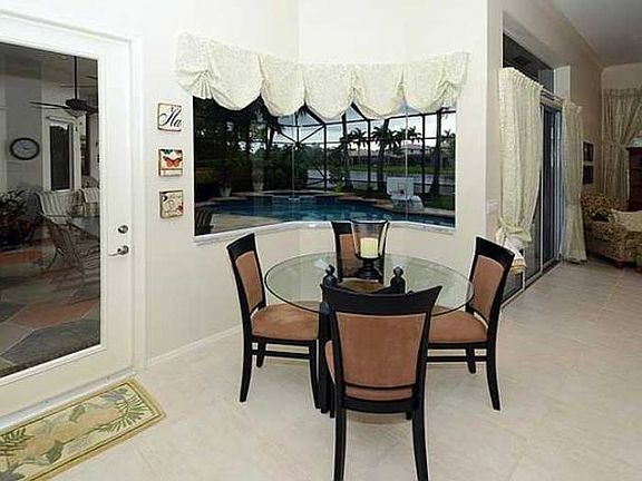 3rd image of 1671 Island Way