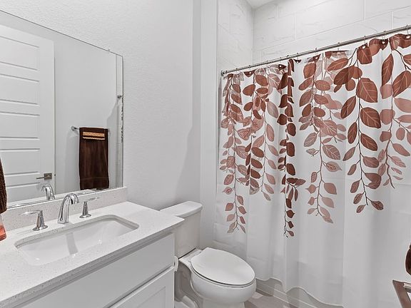 3rd image of 523 Hallwood Dr #523