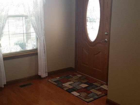 2nd image of 390 Crane Dr