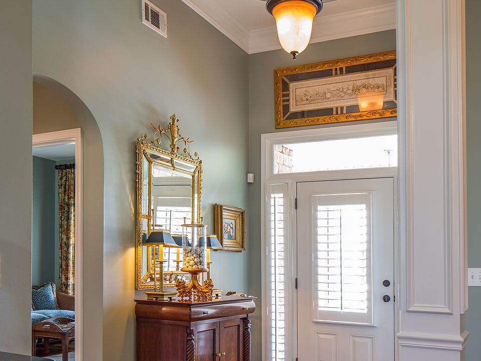 Entrance Foyer
