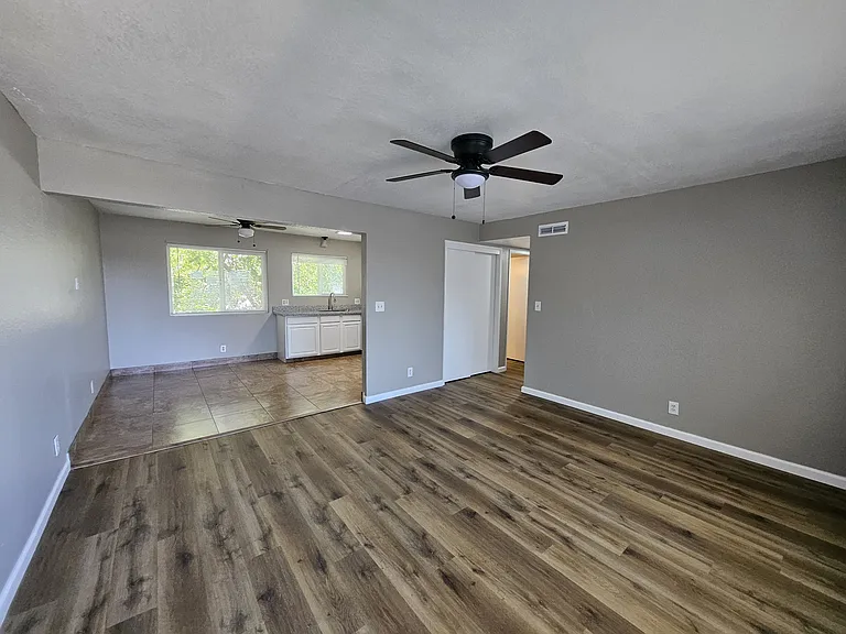 449 S Stockton Ave #7 — Photo 4
