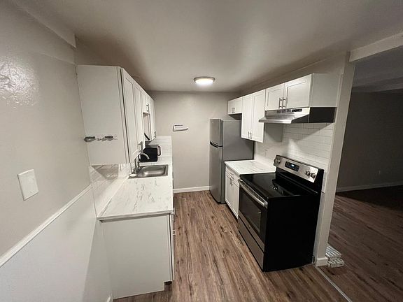 2nd image of 12517 47th Ave SW #5