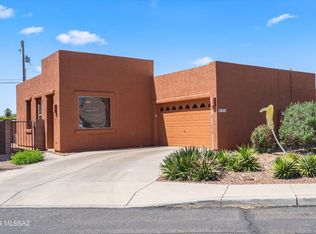 2906 N Cardell Cir, Tucson, AZ 85712