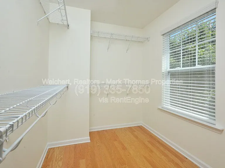 3 Moonbeam Ct — Photo 25
