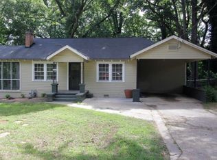 2264 Fernwood Dr, East Pt, GA