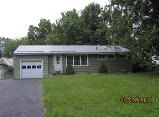 3408 Stiles Rd, Syracuse, NY 13209