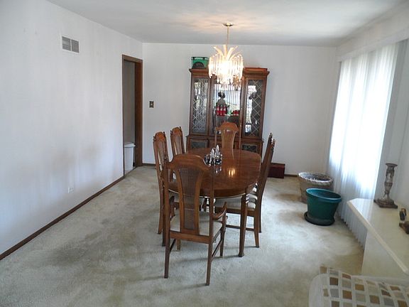 5th image of 4241 Cedarwood Ln