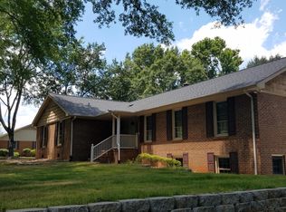 7604 Wallingford Rd, Greensboro, NC 27409