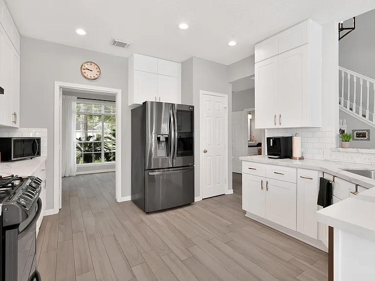 3423 Auburn Hollow Ln — Photo 10