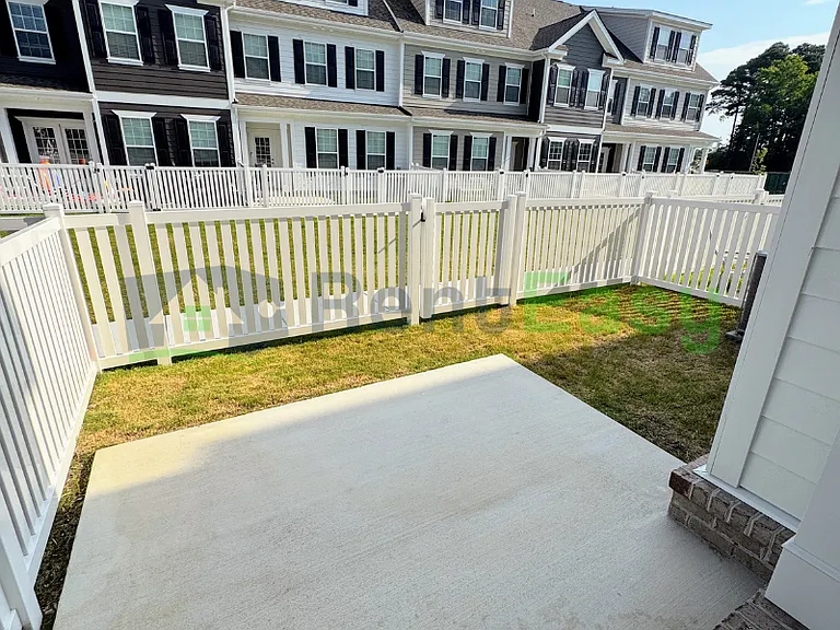 4918 Breck Ln — Photo 29