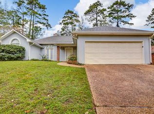 107 Rosebud Dr, Brandon, MS 39047