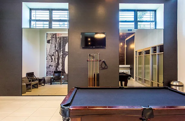 Rented by Nooklyn NYC LLC | media 82