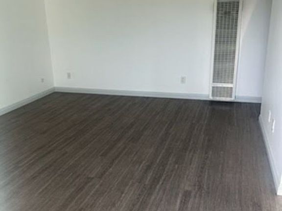 3rd image of 1059 N Wilmington Blvd #8