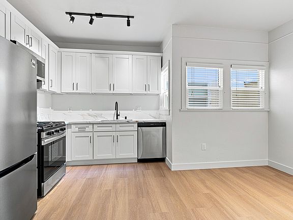 3rd image of 1815 Hauser Blvd APT 3