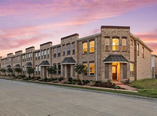 212 Emma Dr, Lewisville, TX 75057