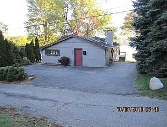 1st image of 3883 Park Dr