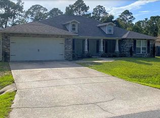 2113 Salamanca St, Navarre, FL 32566
