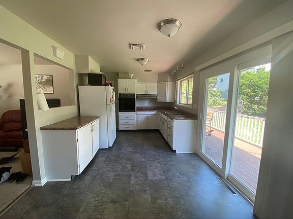 4th image of 4809 Krug Ave