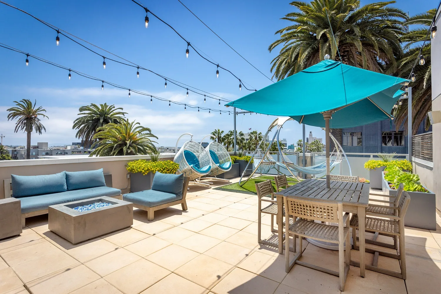 Gibson Santa Monica — Photo 1