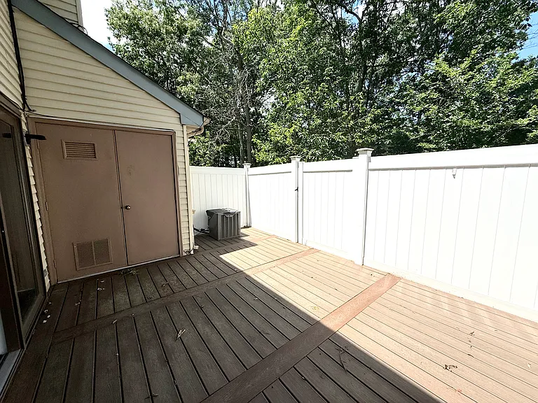 73 Joda Dr — Photo 21