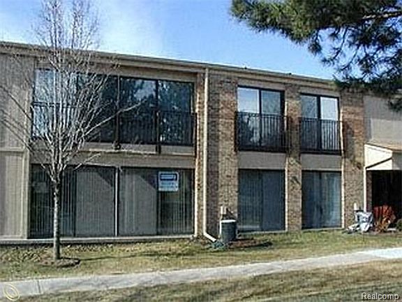 3rd image of 17851 University Park Dr