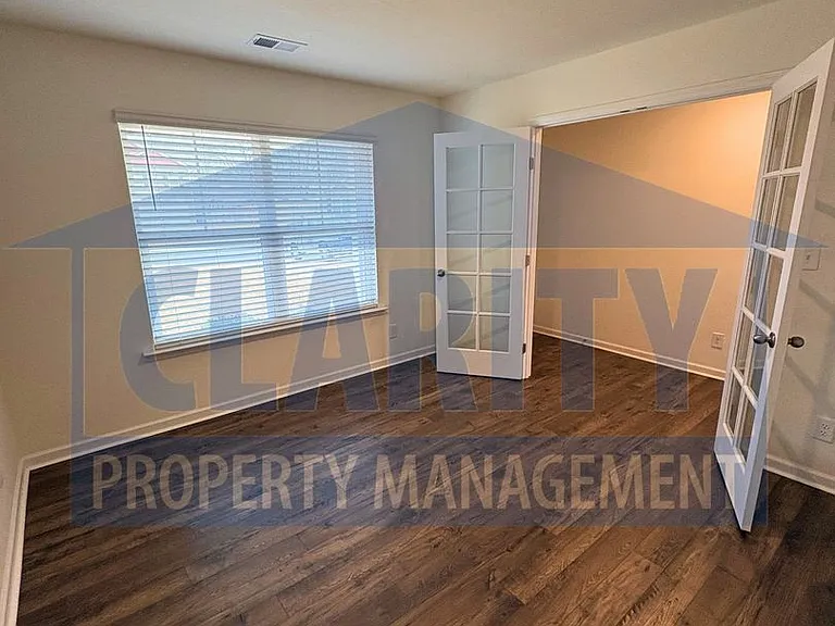187 Lindsell Rd — Photo 8
