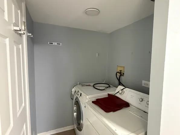 1636 11th St, Waukegan, IL 60085