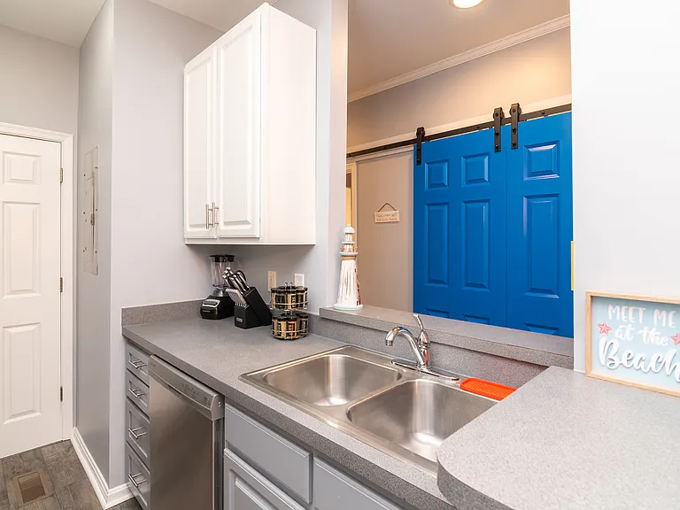 100 Cascade Ln #106 — Photo 25